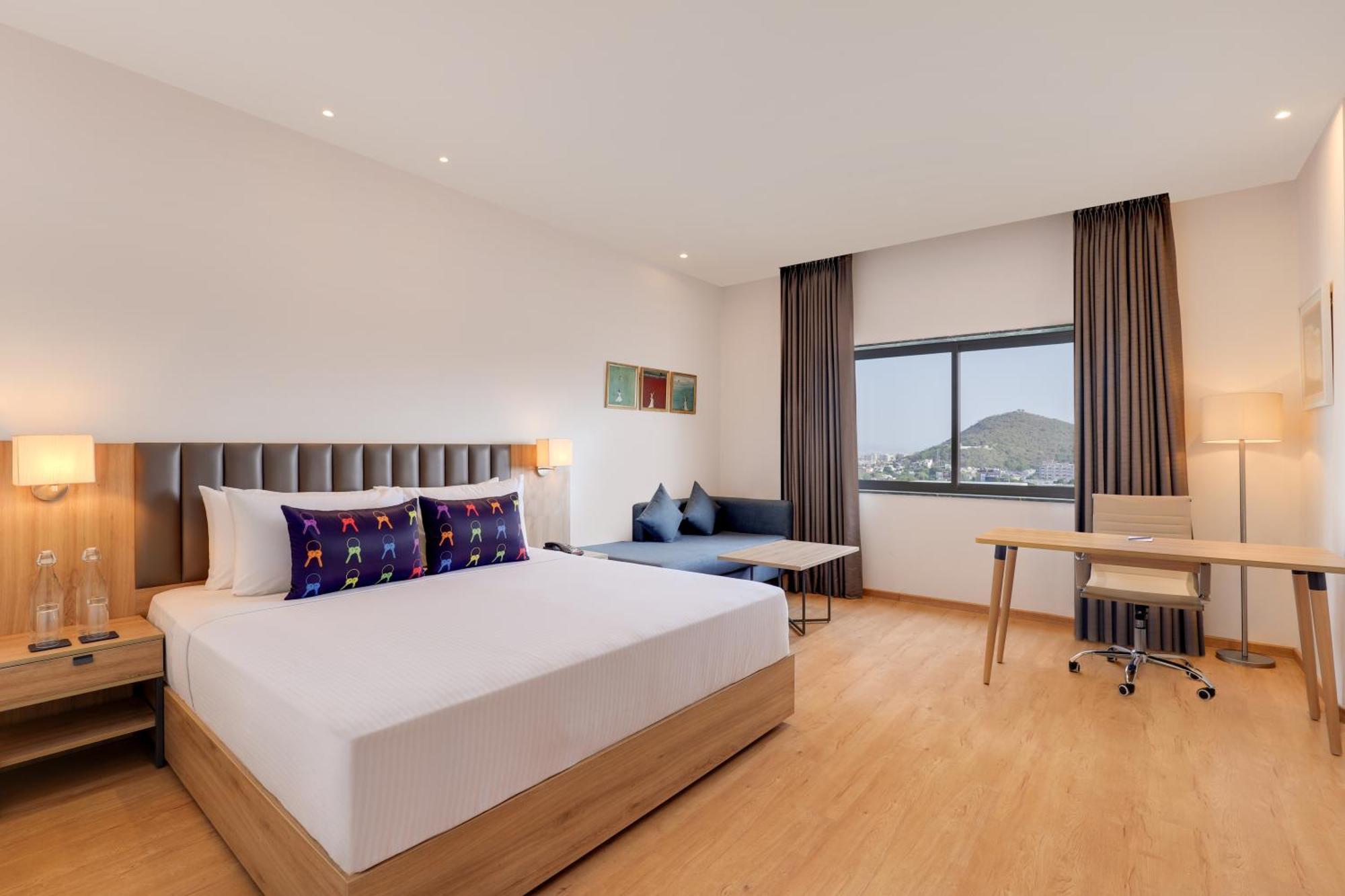 Keys Lite By Lemon Tree Hotels, Urban Square, Udajpur Zewnętrze zdjęcie